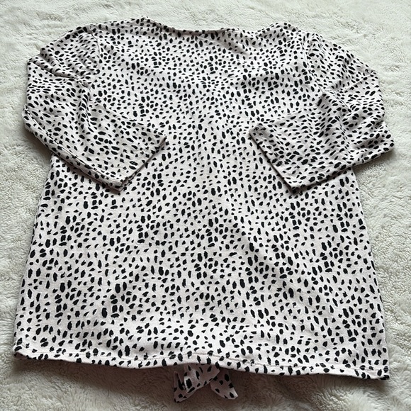 Reitmans Pink Animal Print Tie-Front Blouse | Button-Up 3/4 Sleeve Top - Picture 6 of 6